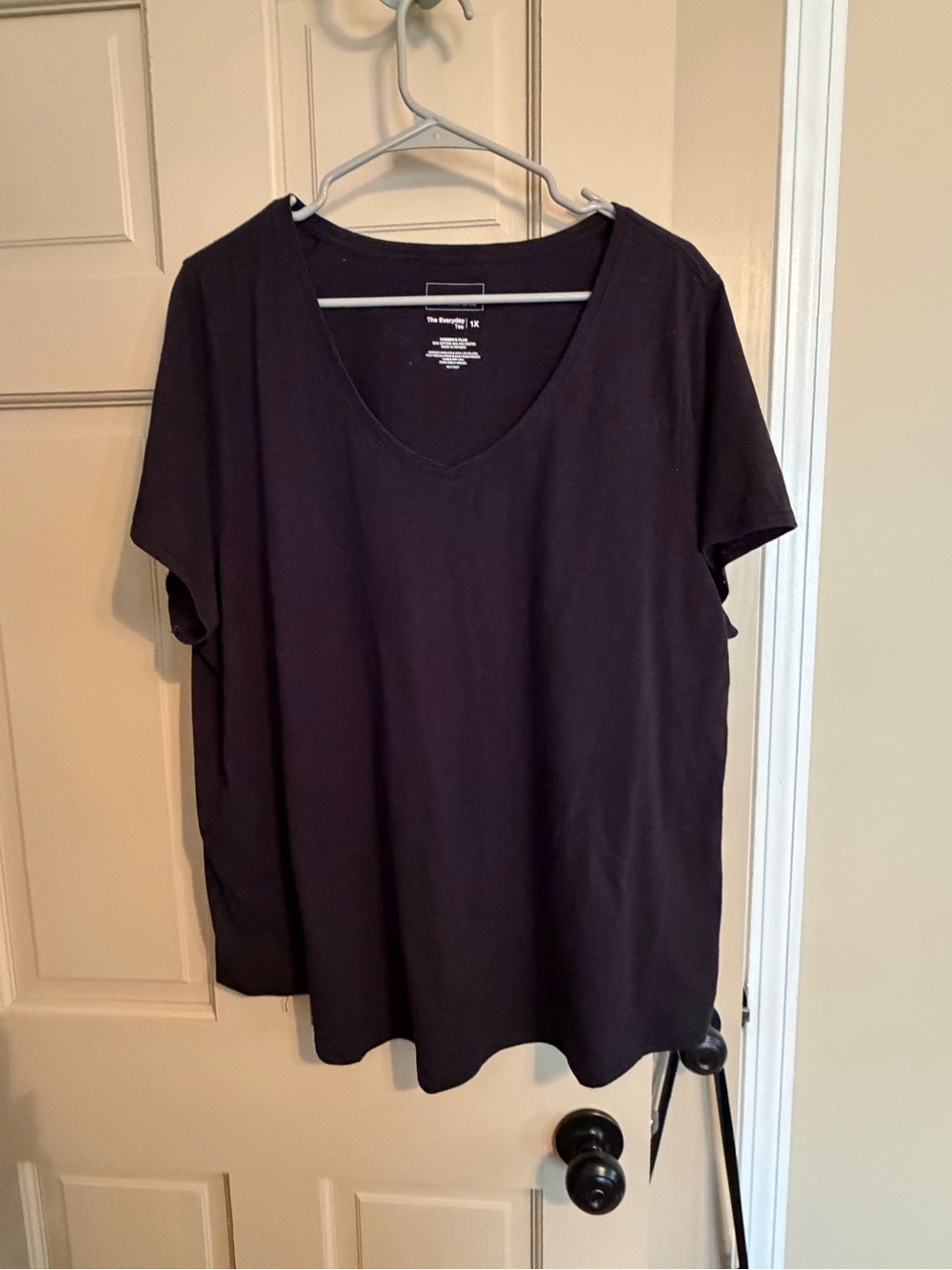 Sonoma Black Everyday V-Neck Tee